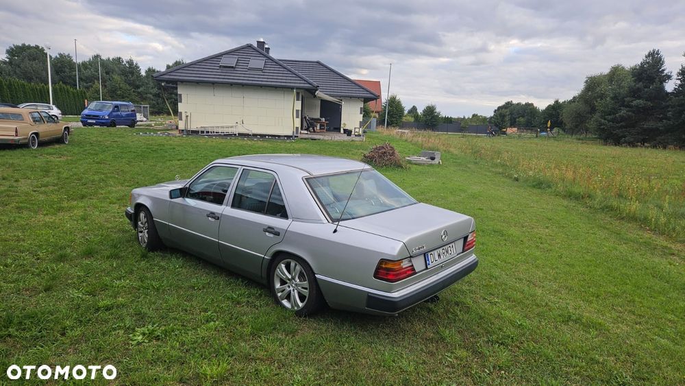 Mercedes-Benz Klasa E - 6