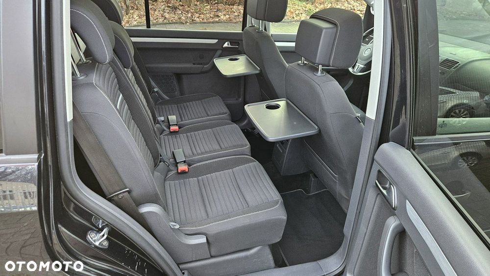 Volkswagen Touran 1.6 TDI DPF DSG Cup - 16