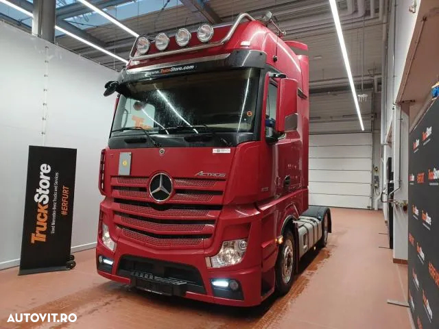 Mercedes-Benz Actros Mega - 2