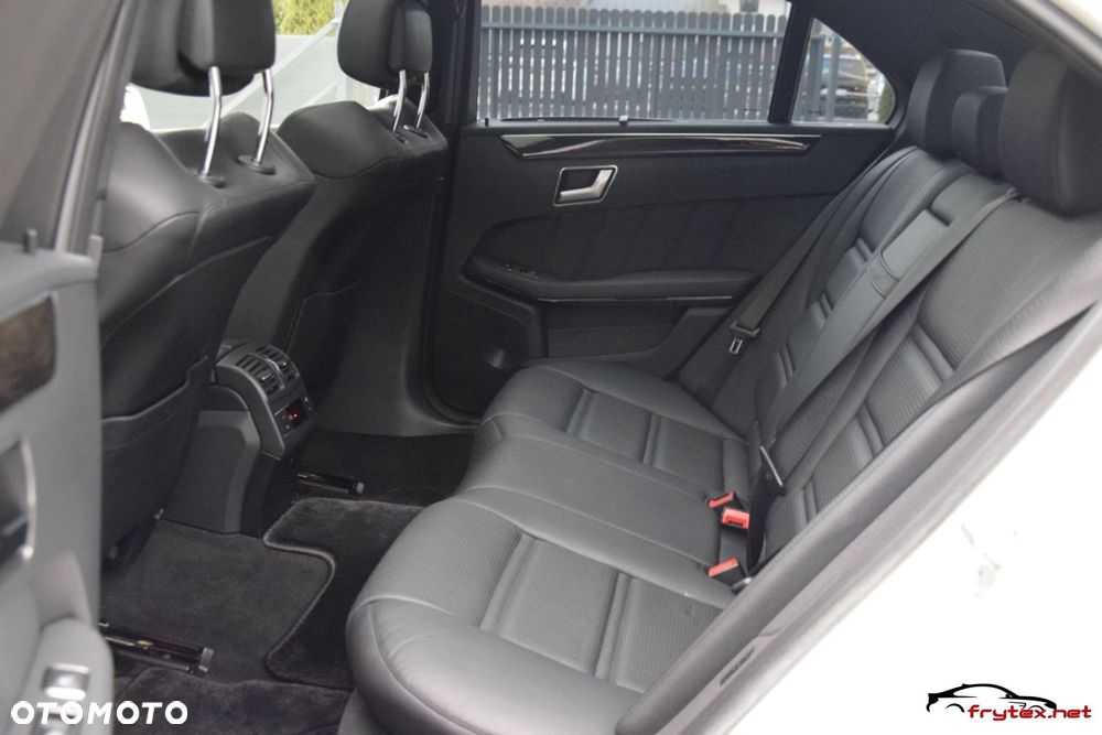 Mercedes-Benz Klasa E - 23