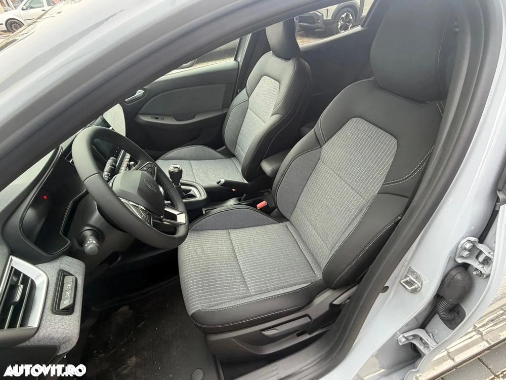 Renault Clio V TCe 100 Techno - 8