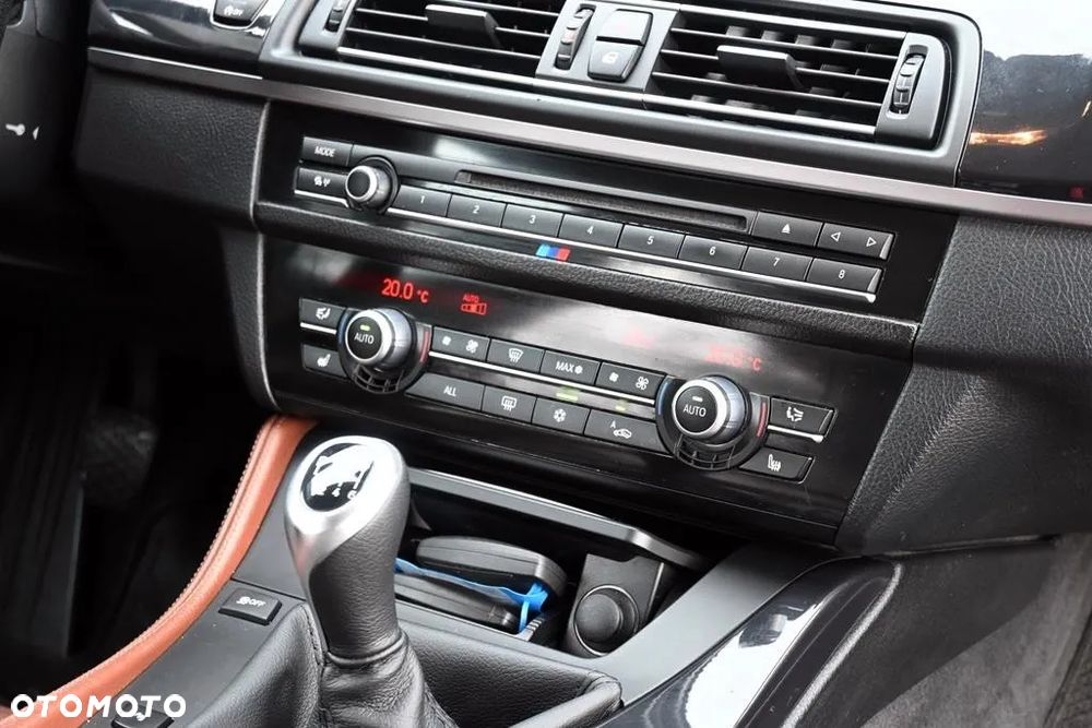 BMW Seria 5 520d Modern Line - 33