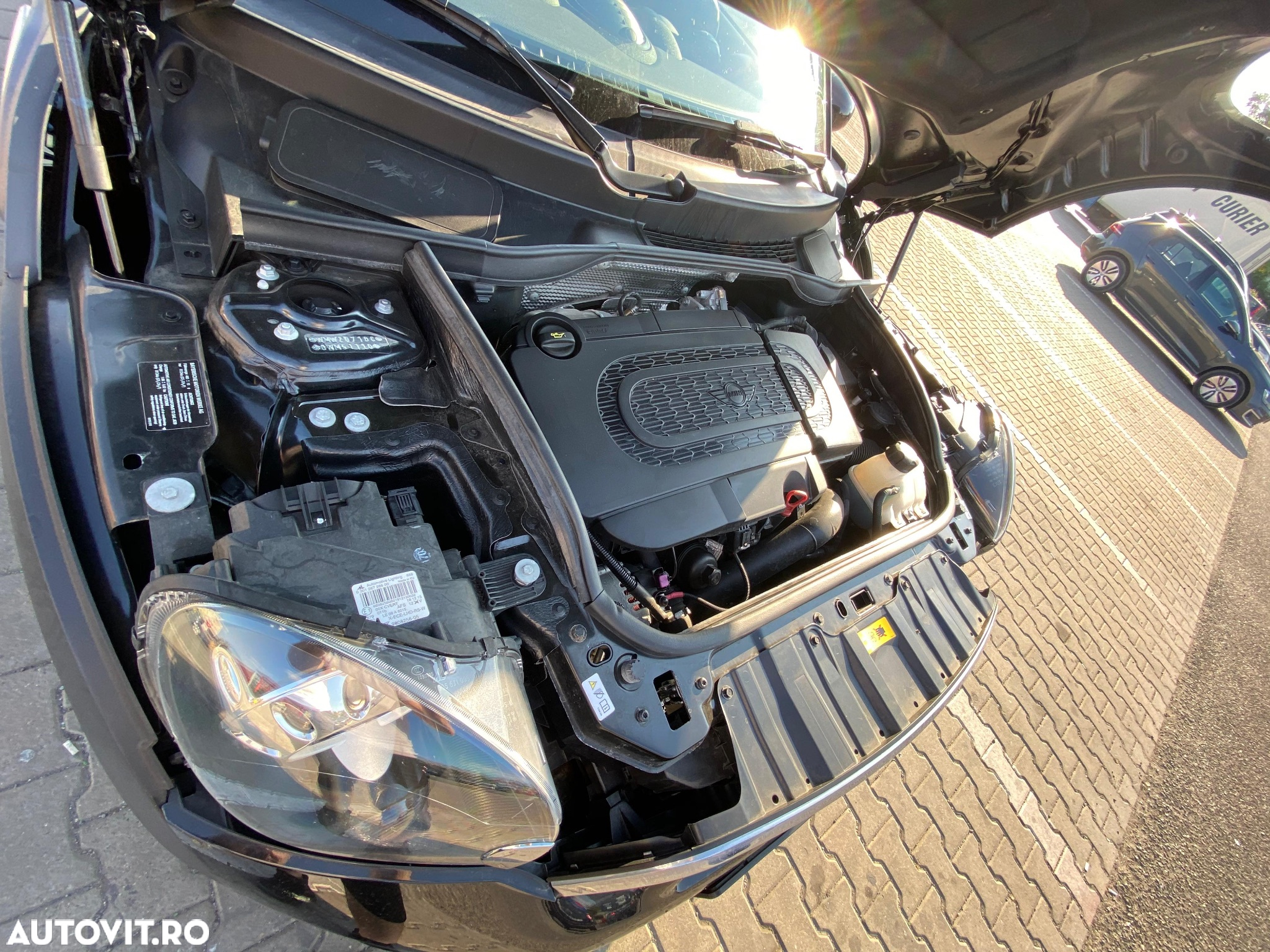 Mini Countryman - 11