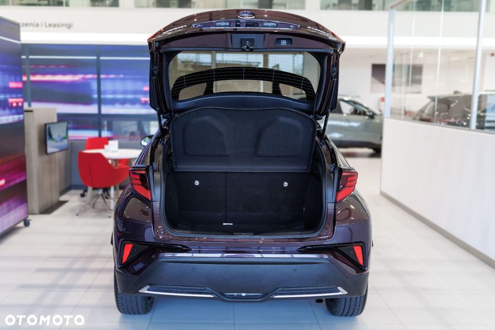 Toyota C-HR - 12
