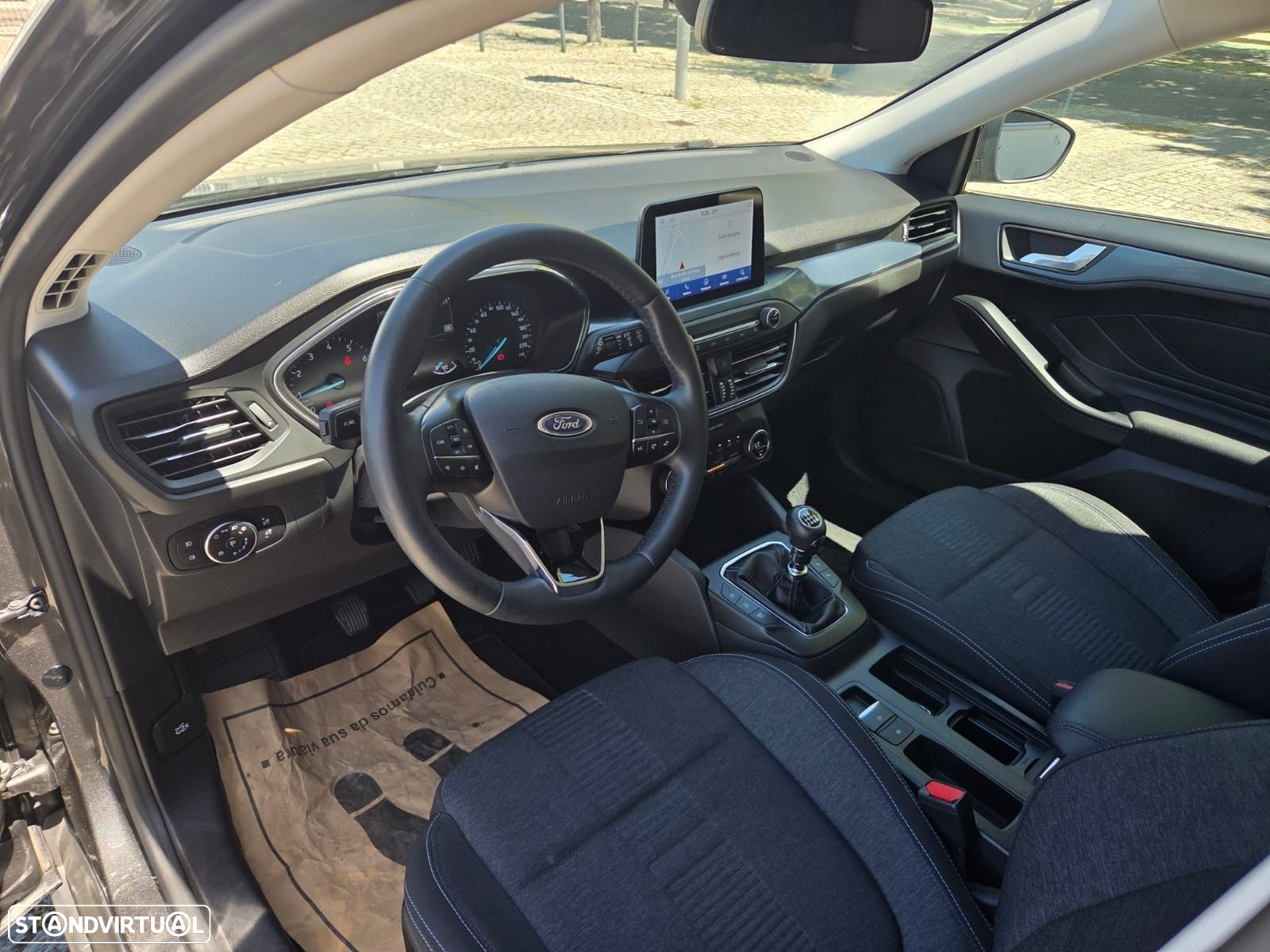 Ford Focus 1.0 EcoBoost MHEV ST-Line - 2