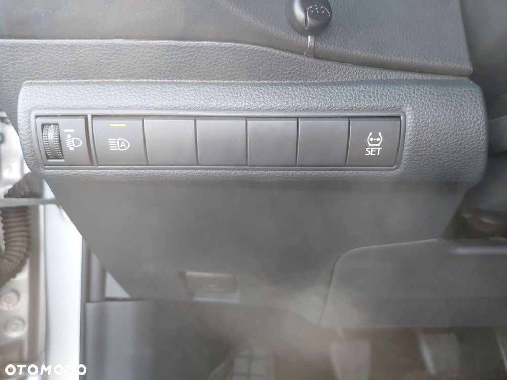 Toyota Corolla - 21