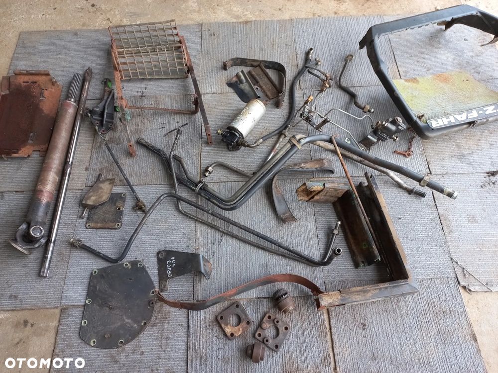 Części Deutz Agroprima,Agroxstra,Agrostar DX 4.31,4.51,4.30,4.50,4.61,4.68,4.71,4.78,wałek,koło zębate,synchronizator,obudowa,skrzynia biegów 4387322,przystawka napędu,atak,pompa,kabina,most,zwolnica,podnosnik - 7