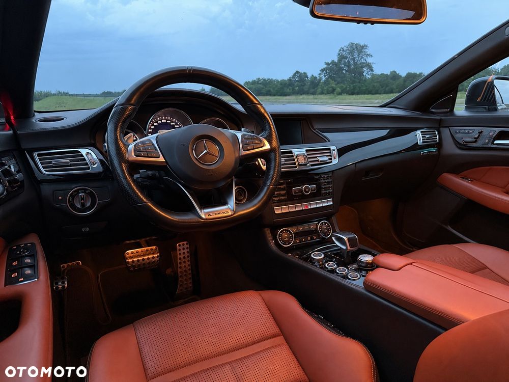 Mercedes-Benz CLS 63 AMG - 33