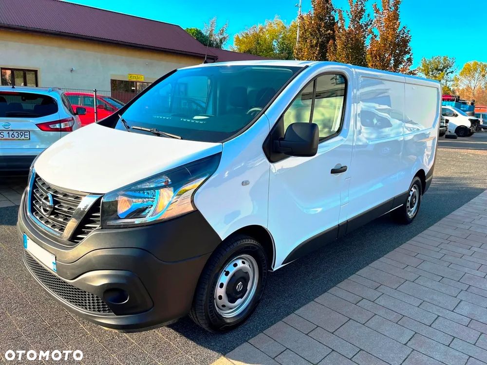 Nissan NV300 - 2
