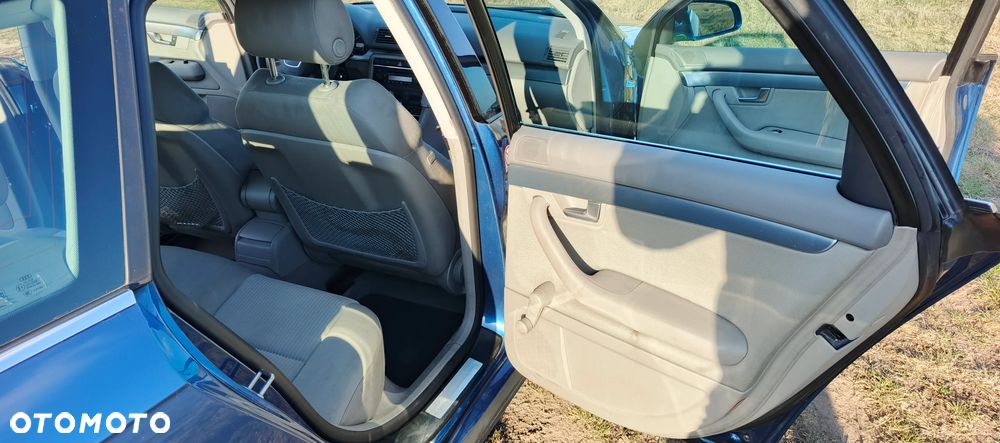 Audi A4 Avant 2.0 TDI DPF - 16