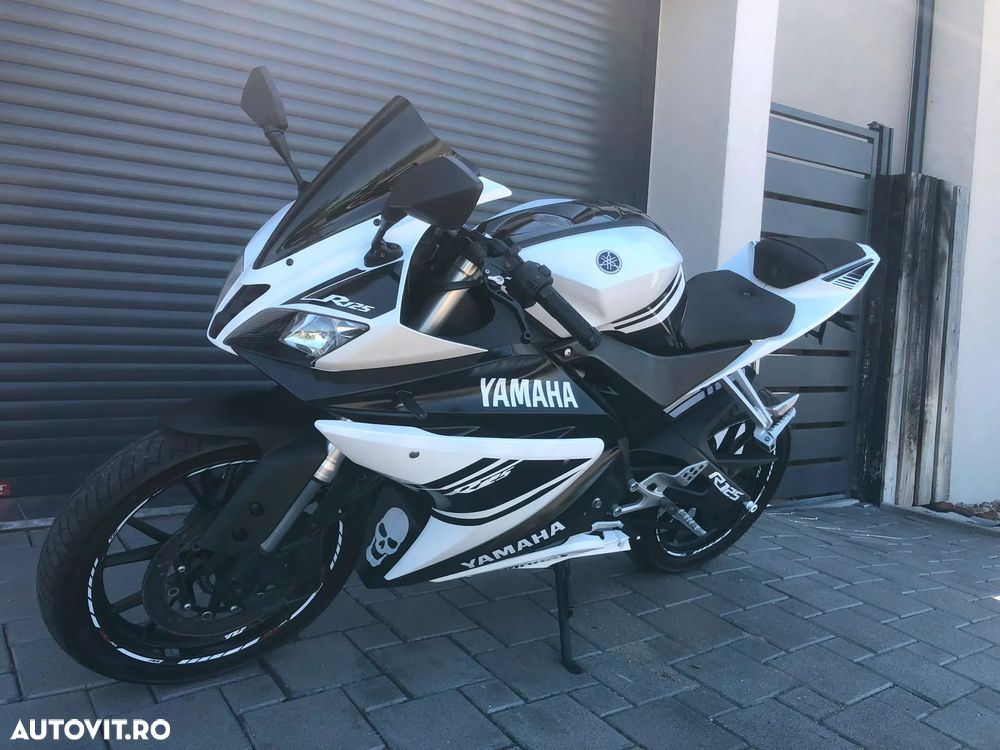 Yamaha YZF-R 125 - 6