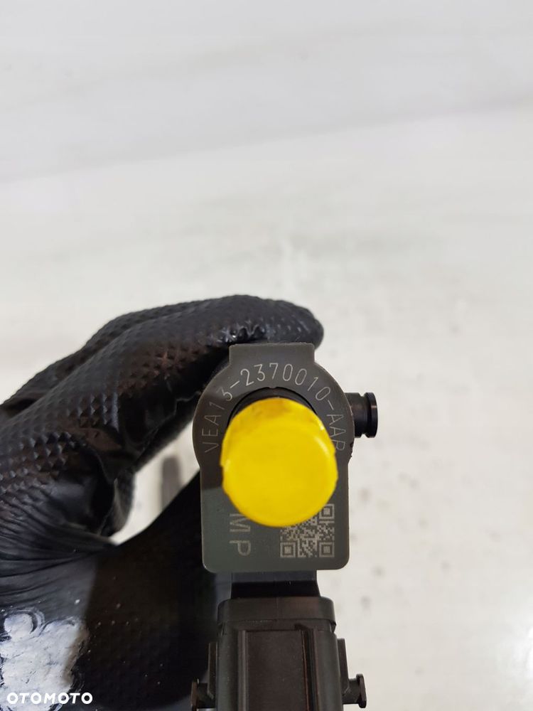 wtryskiwacz vea13-2370010-aab volvo 2.0d d5 s80 s40 s60 ii xc60 xc90 xc40 - 5