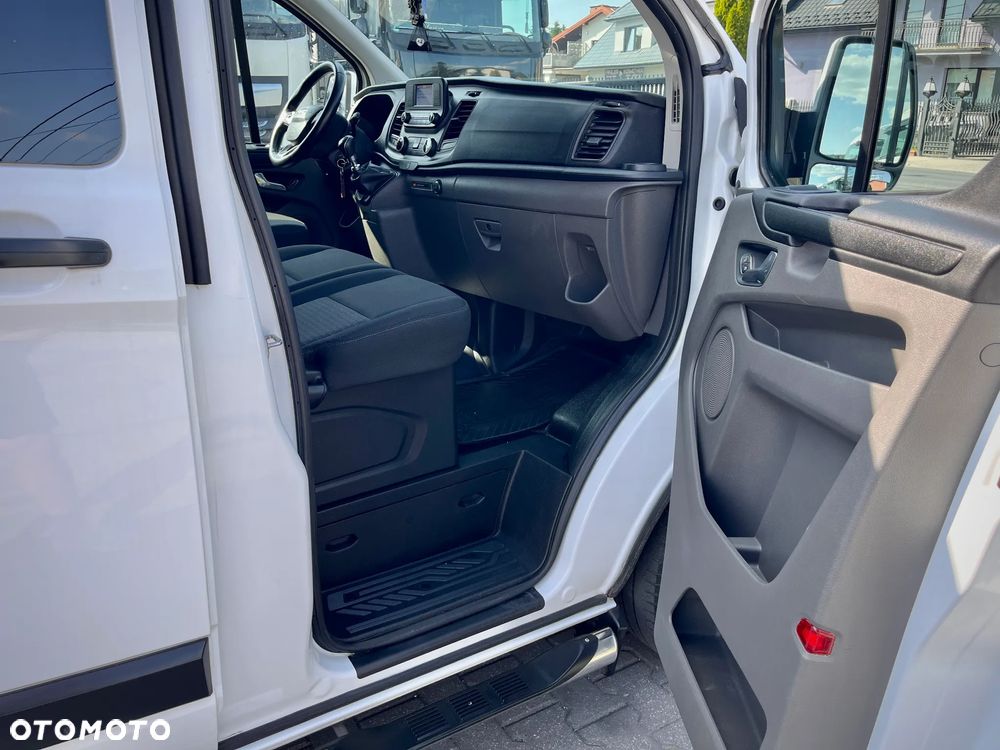 Ford Transit Custom 310 L2H1 Limited - 14