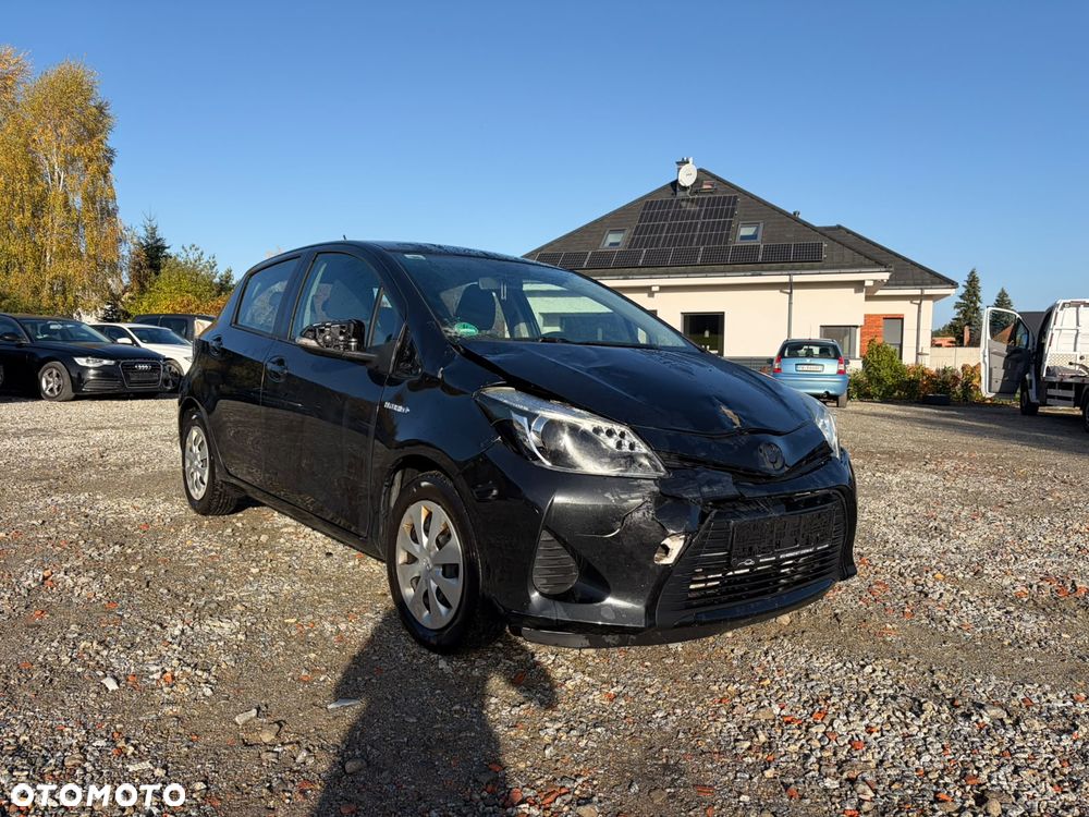 Toyota Yaris - 1