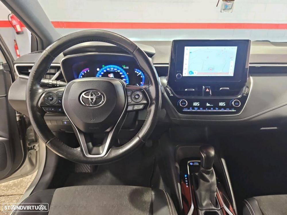Toyota Corolla Touring Sports 1.8 Hybrid Comfort+P.Sport - 3
