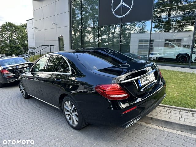 Mercedes-Benz Klasa E 200 d 9G-TRONIC - 1