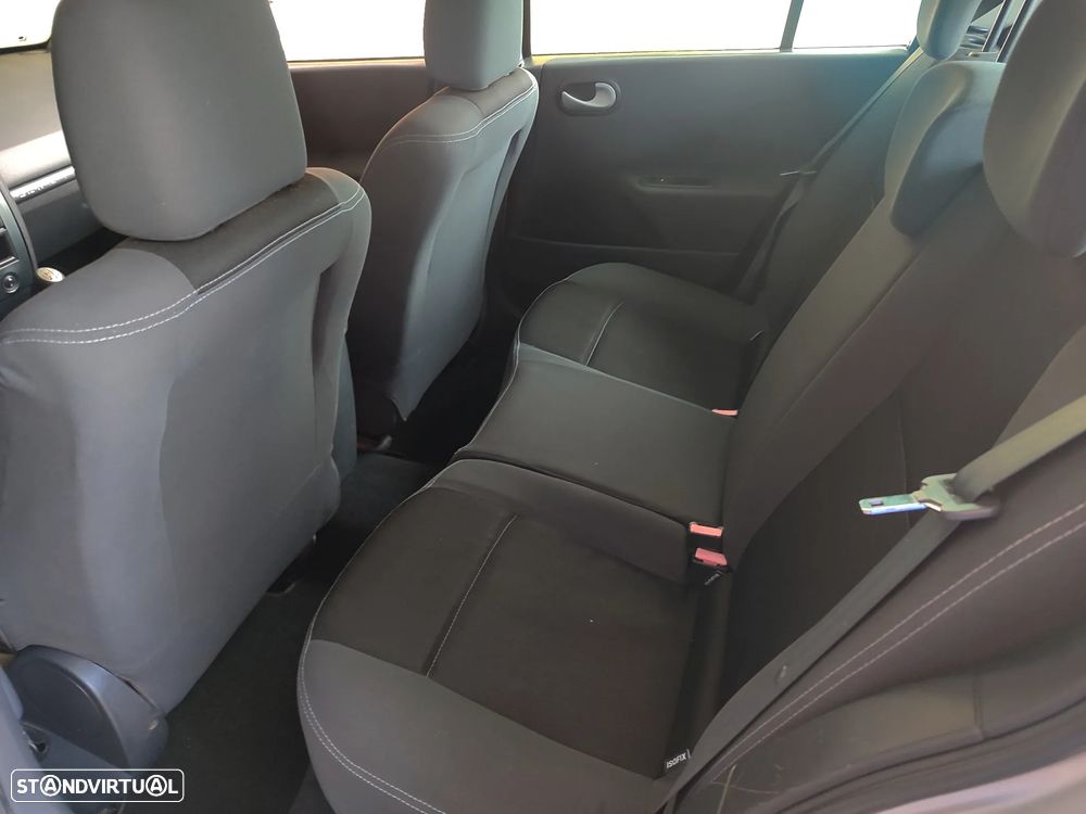 Renault Mégane 1.5 dCi Extreme - 12