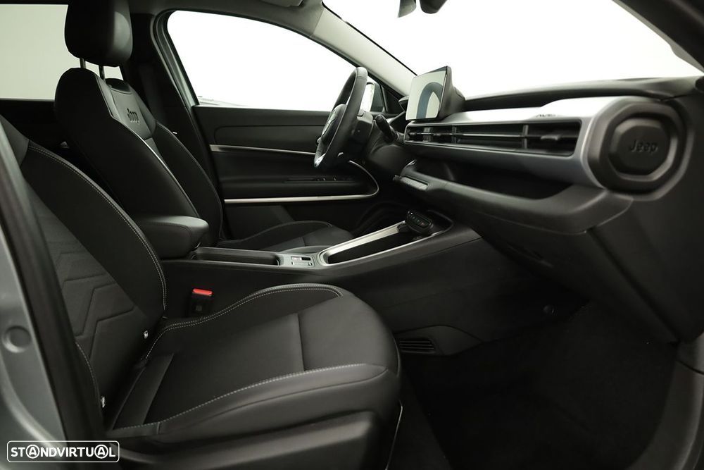 Jeep Avenger 54 kWh Summit - 22