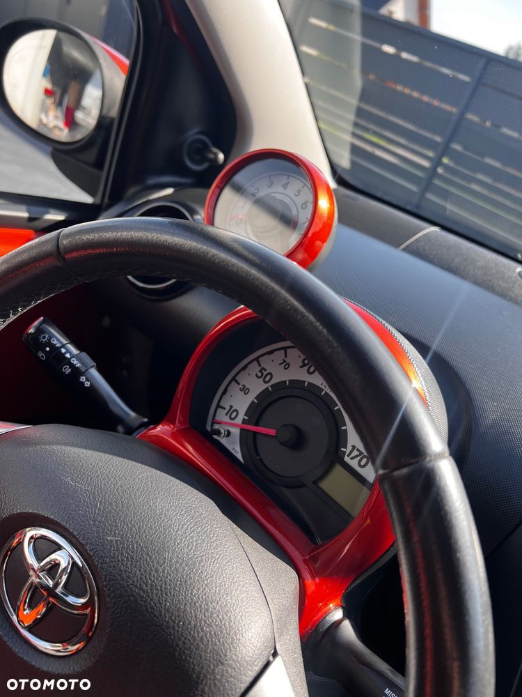 Toyota Aygo 1.0 VVT-i Chilli - 33