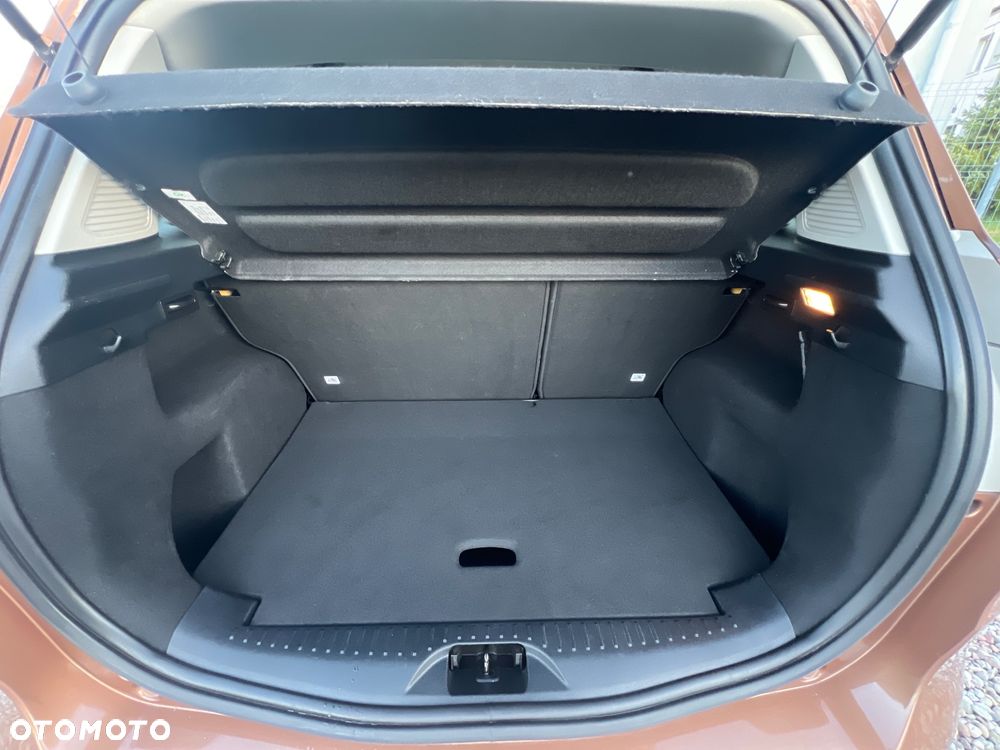 Ford B-MAX 1.4 SYNC Edition - 24