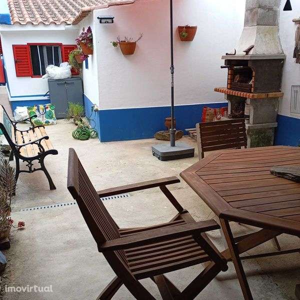Moradia T1 Remodelada c/ Quintal - Grande imagem: 5/12