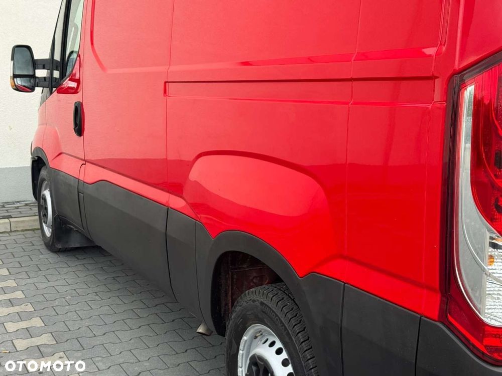 Iveco Daily - 23
