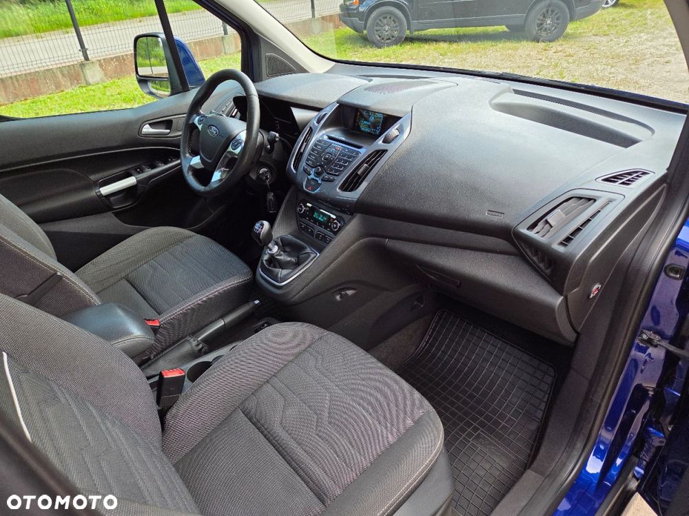 Ford Tourneo Connect - 19