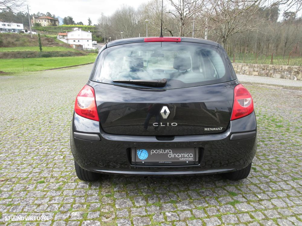 Renault Clio 1.2 16V Dynamique Luxe - 7