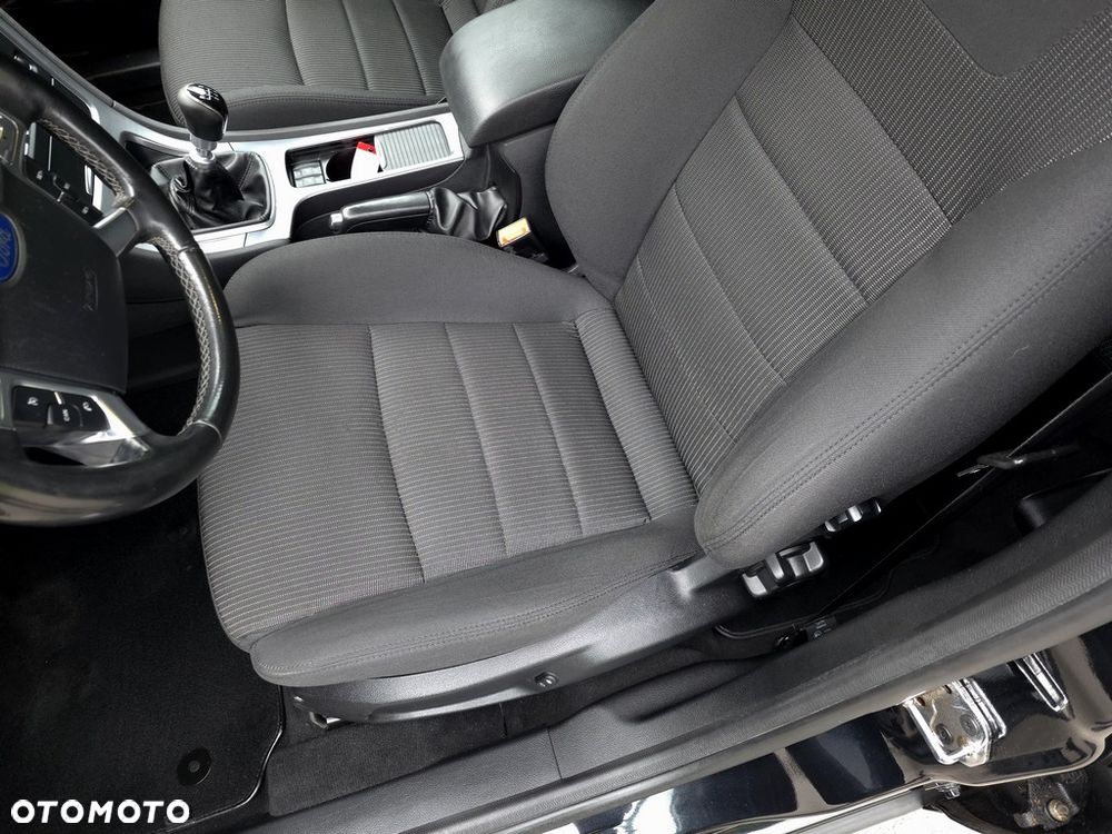 Ford Mondeo 2.0 TDCi Titanium - 16
