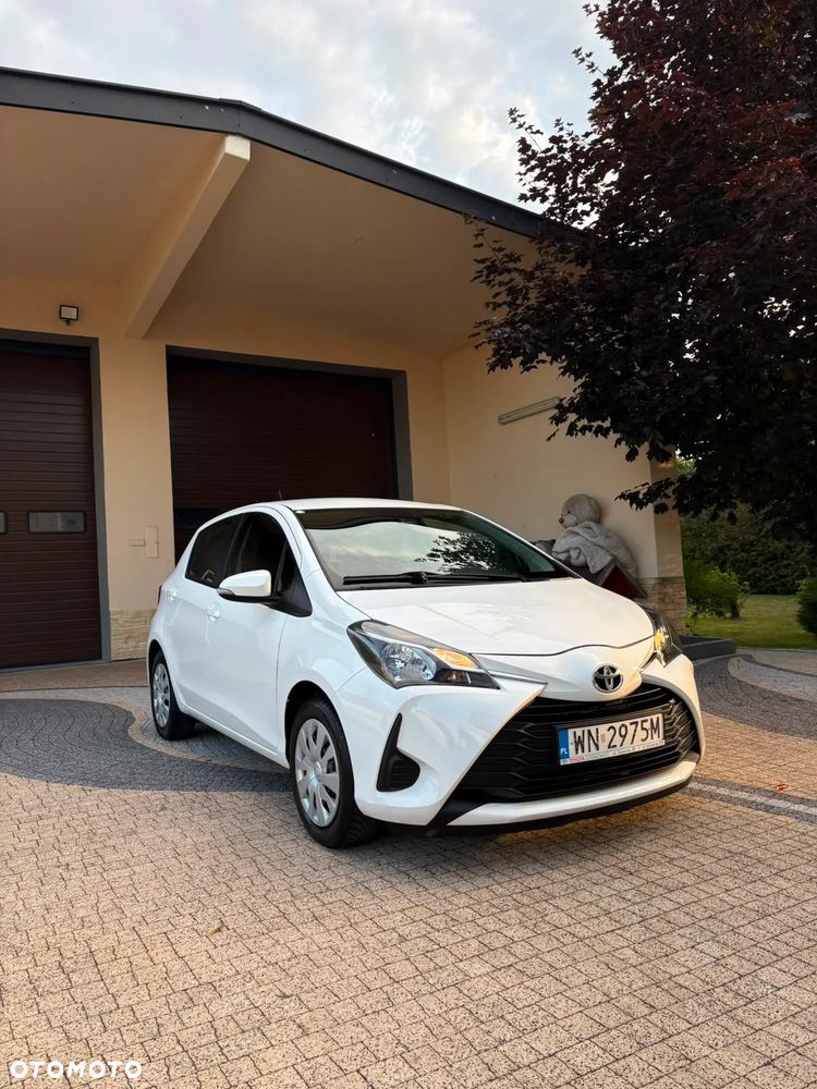 Toyota Yaris 1.0 Premium - 1