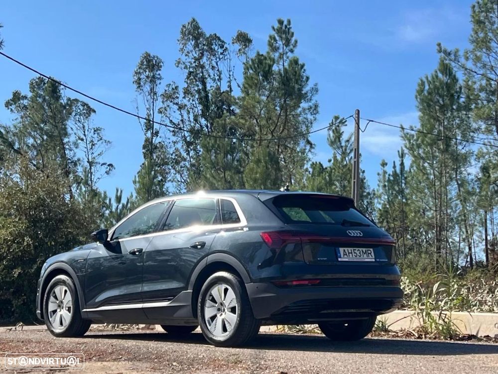 Audi e-tron - 44