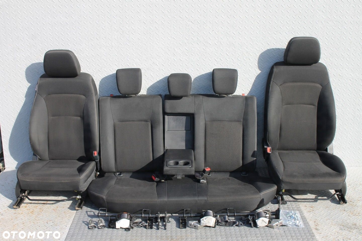 FOTELE PRZÓD KANAPA PASY TYŁ SUZUKI SX4 S-CROSS 13-21 KOMPLET - 1
