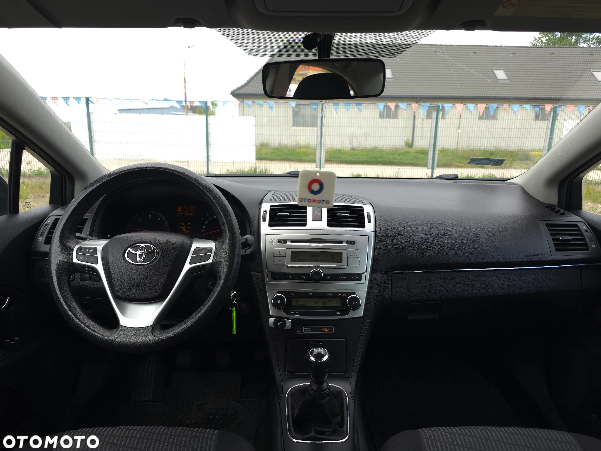 Toyota Avensis 2.0 D-4D Luna - 27