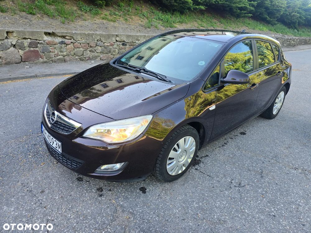 Opel Astra 1.6 Edition 150 - 1