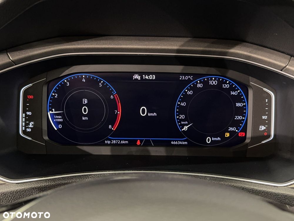 Volkswagen T-Roc - 20