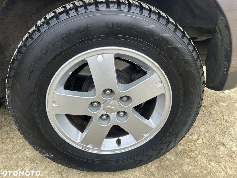 Mitsubishi Outlander 2.0 Intense + 2WD EU5 - 29