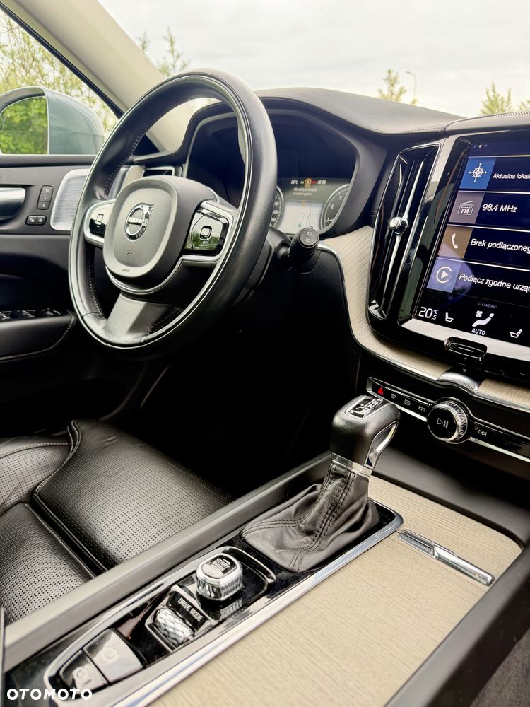 Volvo XC 60 T6 AWD Inscription - 12