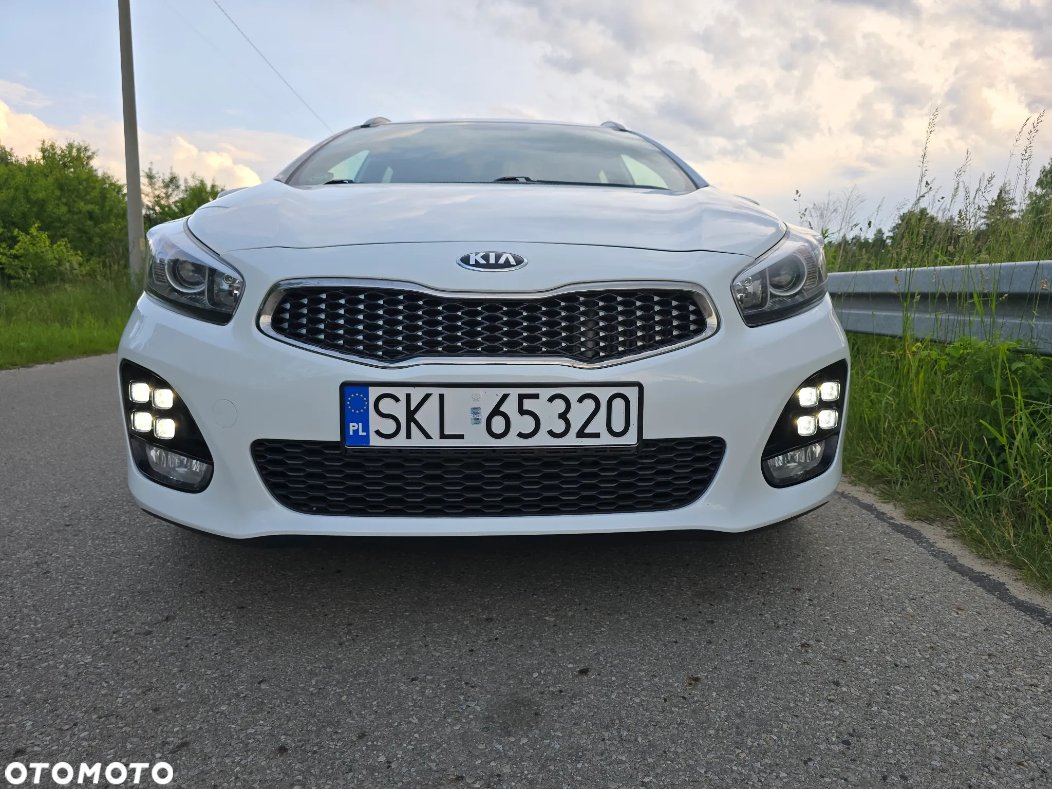 Kia Ceed 1.6 CRDi SCR GT-Line - 12
