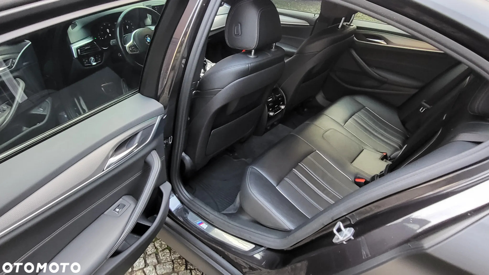 BMW Seria 5 530i xDrive - 19