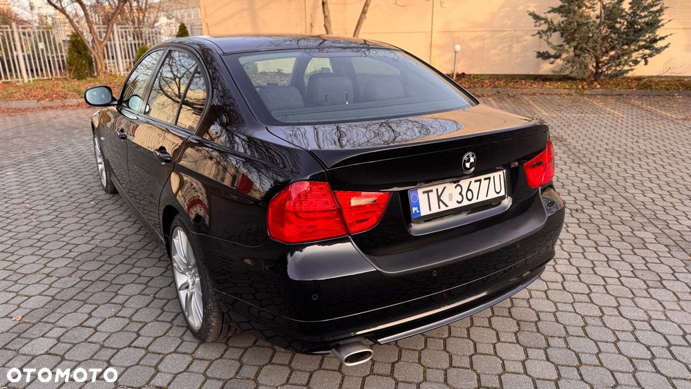 BMW Seria 3 318i - 14