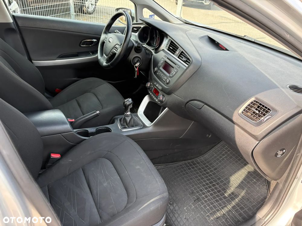 Kia Ceed 1.6 CRDi M - 19
