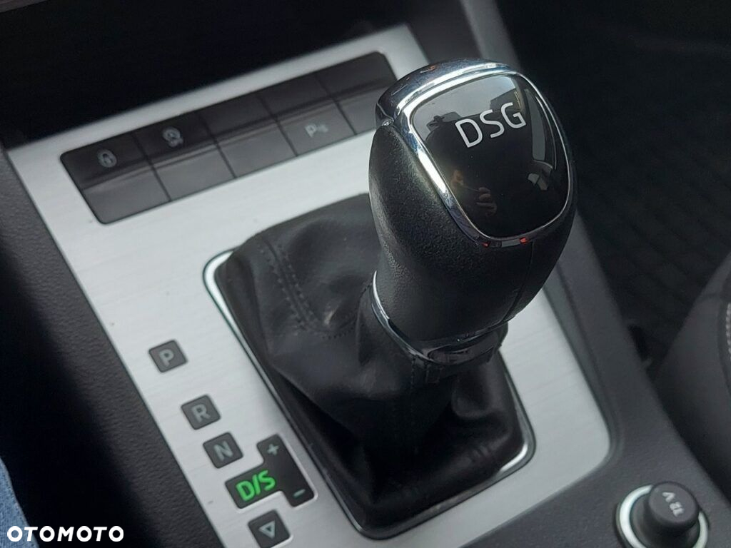 Skoda Octavia 2.0 TDI Ambition DSG - 13