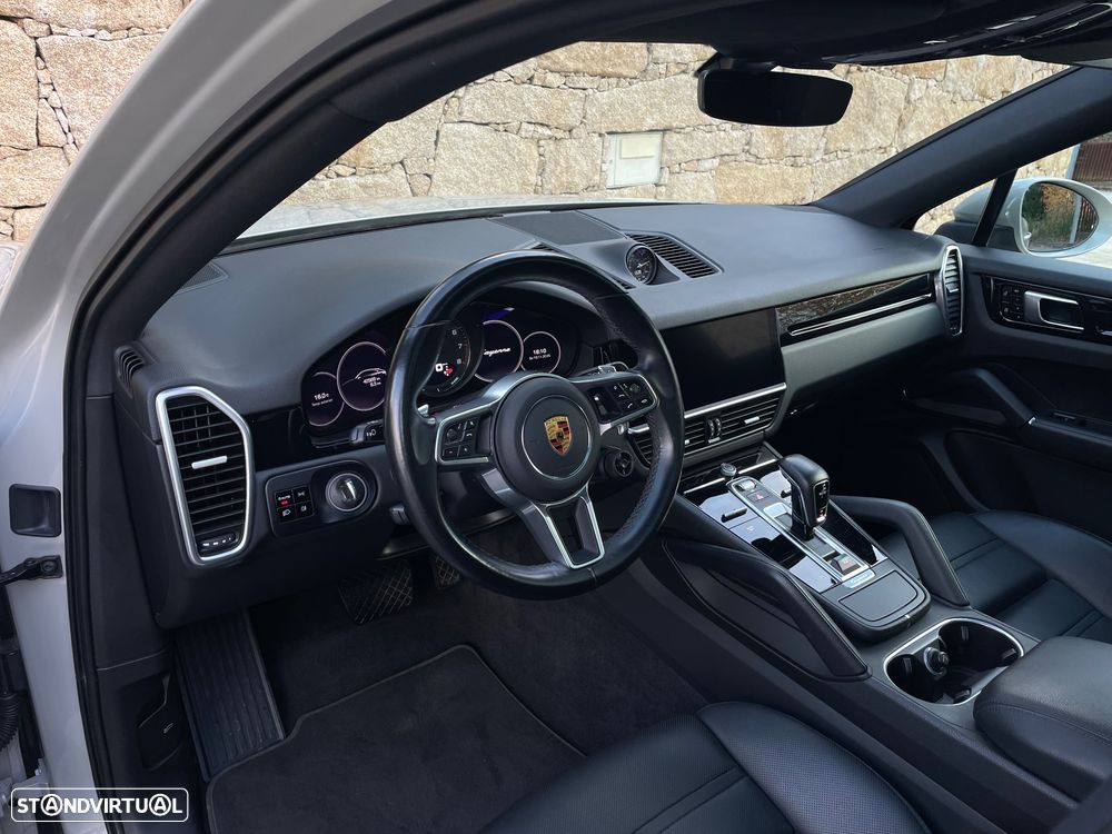 Porsche Cayenne Coupé E-Hybrid Tiptronic S - 18