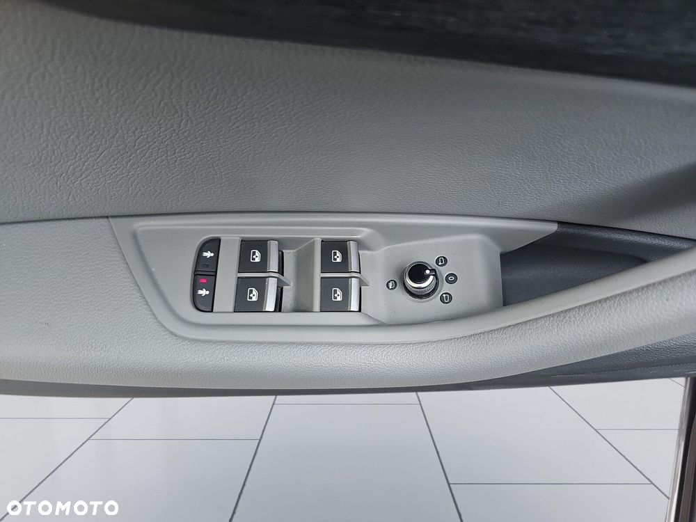 Audi A4 Limousine 2.0 TDI Sport S tronic - 20