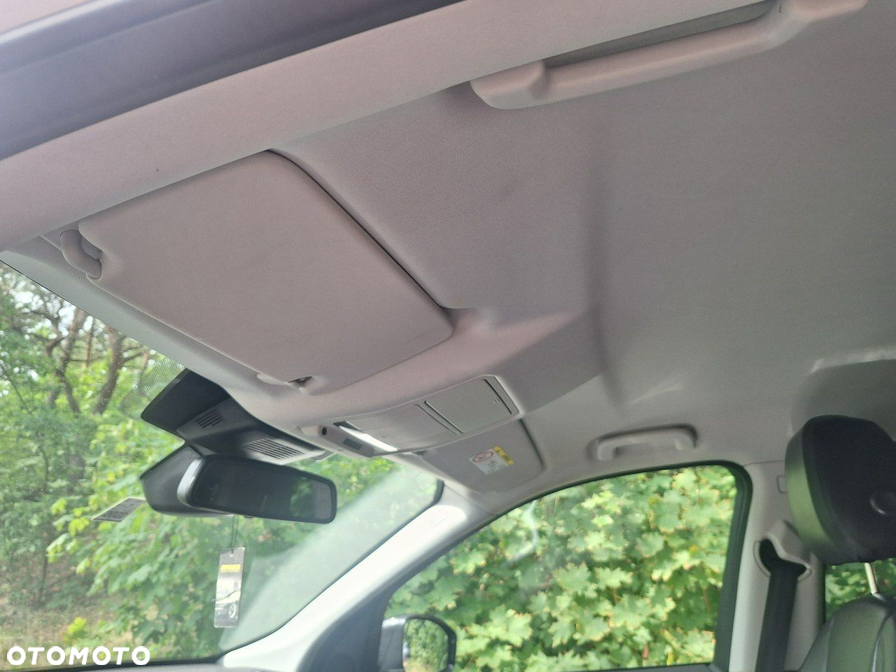 Land Rover Discovery Sport - 23