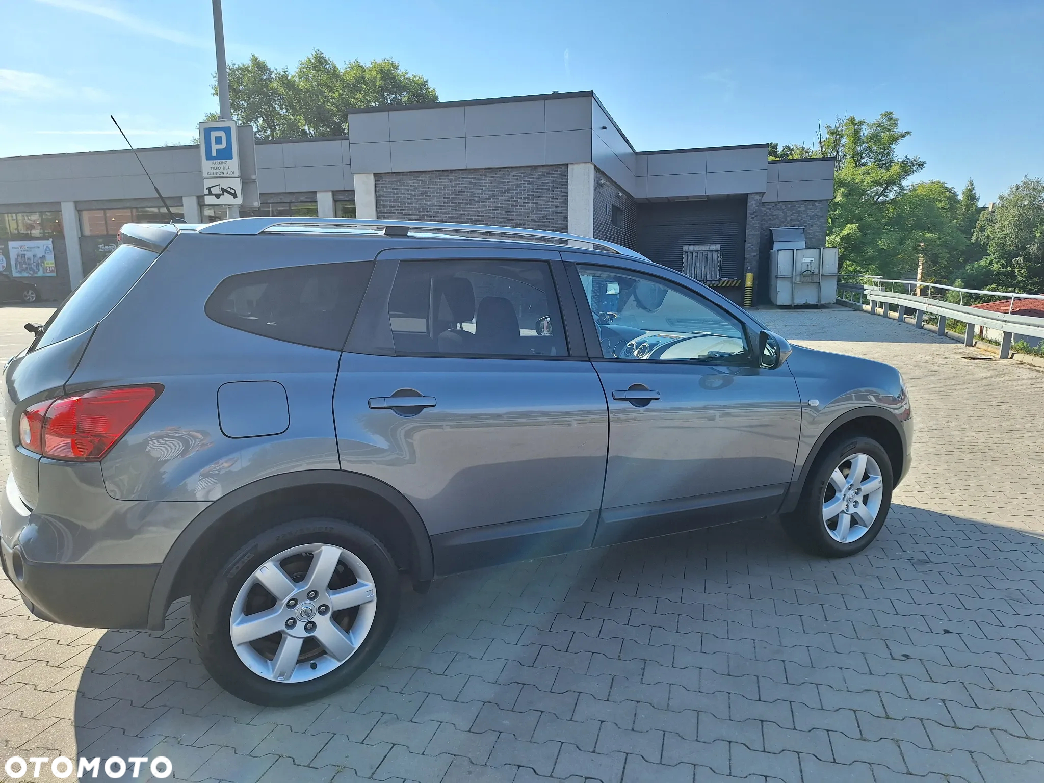 Nissan Qashqai+2 2.0 Acenta - 7