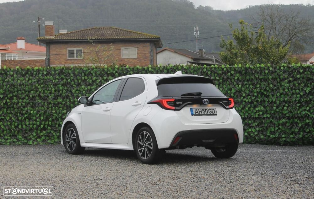 Toyota Yaris 1.5 HDF Exclusive - 4