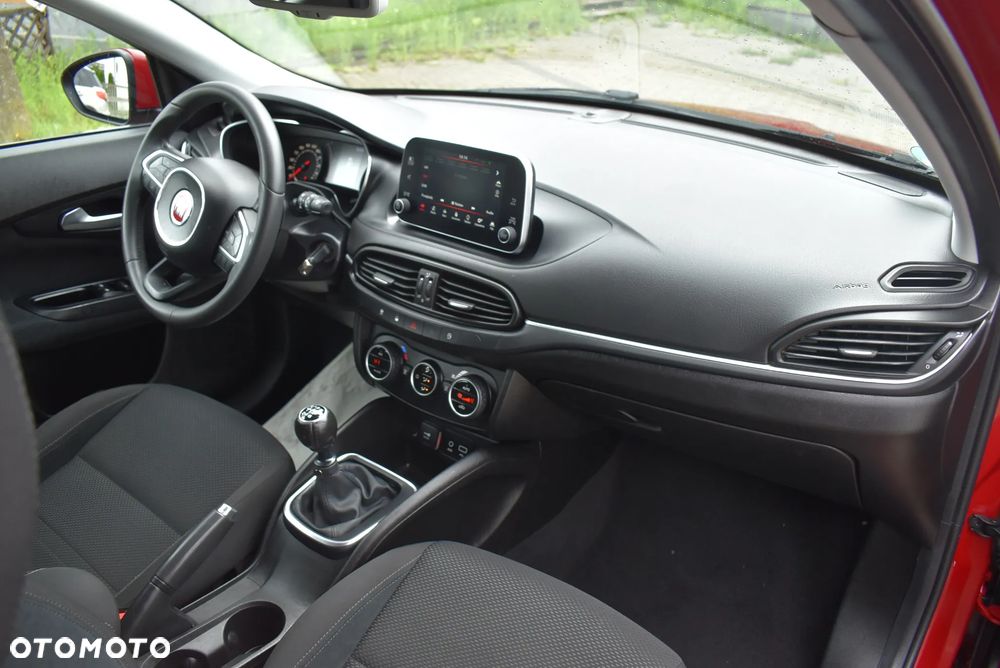 Fiat Tipo 1.4 T-Jet 16v S-Design - 34