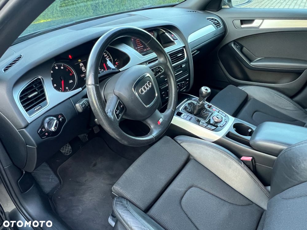 Audi A4 Limousine - 9