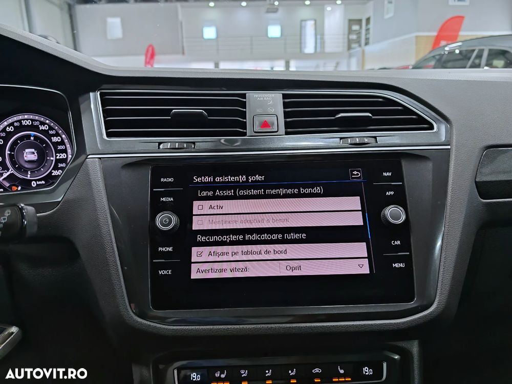 VOLKSWAGEN Tiguan 2018 — imagine 14